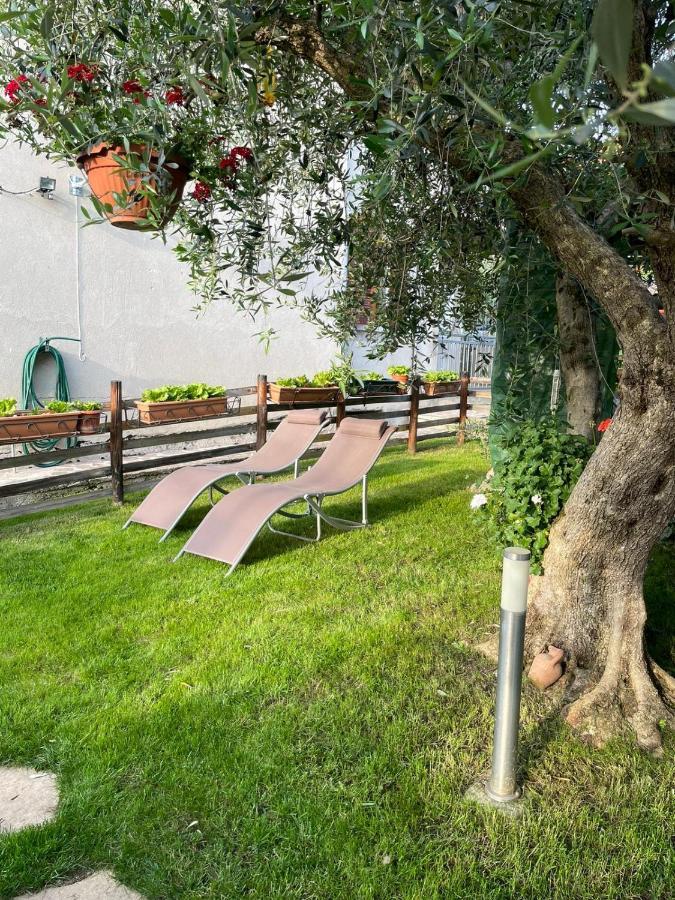 Casa Vacanze Collina Del Lago Pastrengo Exterior foto