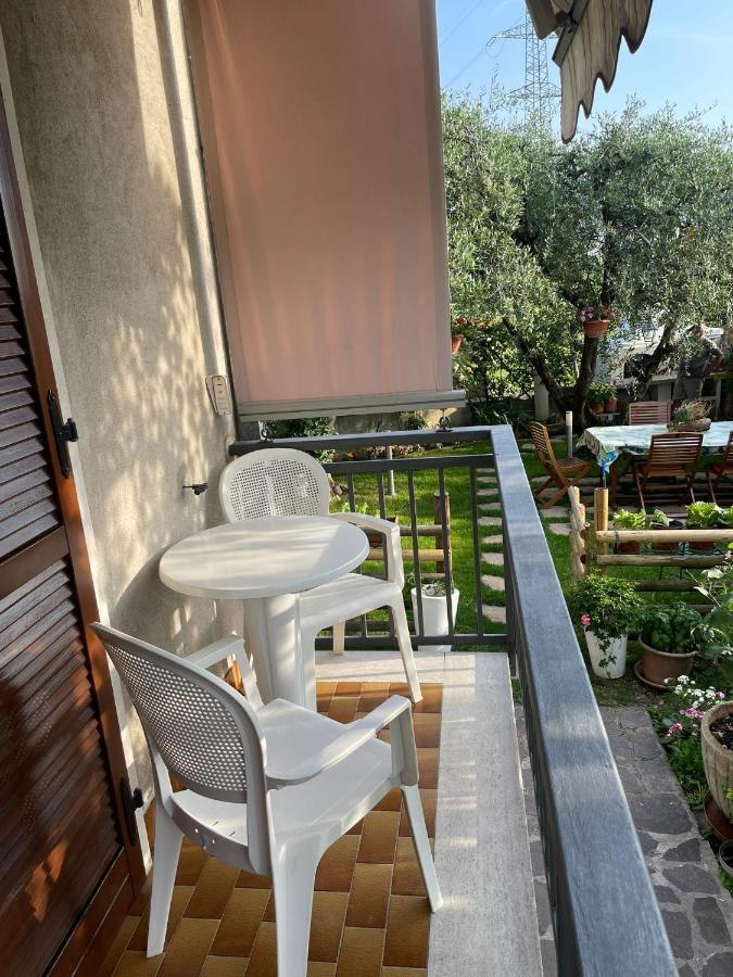 Casa Vacanze Collina Del Lago Pastrengo Exterior foto